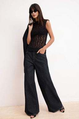 Siyah Fitted/Vucuda Oturan Dik Yaka Kolsuz Dantel Orme Bluz TWOSS26BZ00699 - Trendyolmilla фото 2