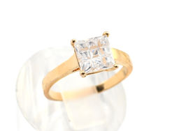 Кольцо циркон белый 3х3 Размер 18