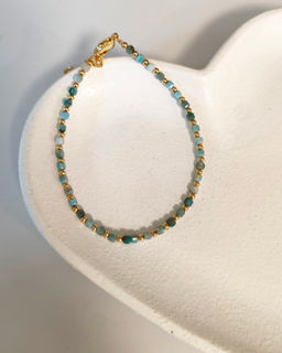 Комплект из натуральных камней и кристаллов