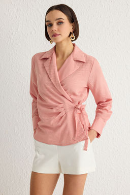 Pembe Cizgili Baglama Detayl? Regular Normal Kal?p Dokuma Gomlek TWOSS25GO00036 - Trendyolmilla фото 2