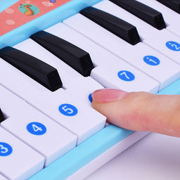 Синтезатор "Радужные ноты" в коробке