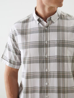 Regular Fit K?sa Kollu Ekose Gabardin Erkek G?mlek