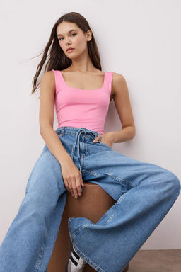 Pembe Fitted/Vucuda Oturan S?rt? Detayl? Kare Yaka C?tc?tl? Esnek Orme Body TWOSS24BD00026