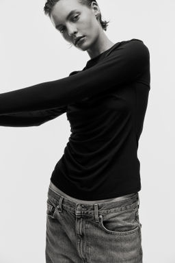 Top drapeado de punto - H&m фото 4