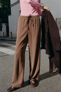 STRAIGHT FIT TROUSERS WITH ELASTICATED WAIST - Zara фото 10