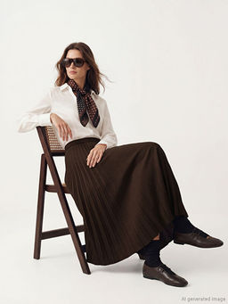 Beli Lastikli Krep Pileli Etek