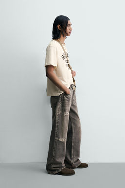 CAMISETA RELAXED FIT TEXTO LAVADO / Blanco roto