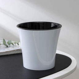 Кашпо для цветов со вставкой Santino «Арте», 1.2 л, пластик, бело-чёрное