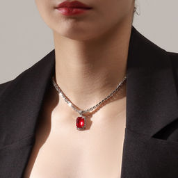 Колье Драгоценность квадрат, бело-красное в серебре, 36 см