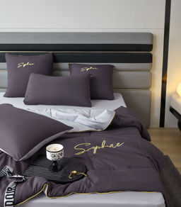 Одеяло Mency средней плотности однотонное с простыней на резинке и наволочками ODMENOR06