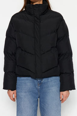 TRENDYOLMILLA Siyah Regular Su Itici Sisme Mont TWOAW24MO00048  фото 26
