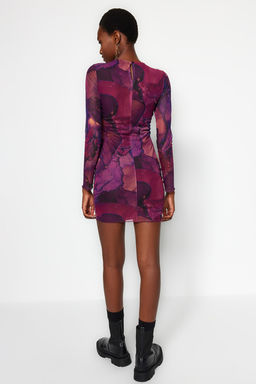 TRENDYOLMILLA Mavi Bask?l? Tul Fitted/Vucuda Oturan Esnek Mini Orme Elbise TWOAW24EL00135 фото 14