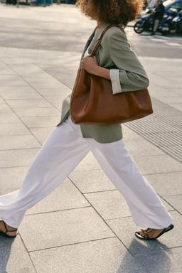 BOLSO SHOPPER PINZAS / Tostado oscuro