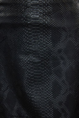 TRENDYOLMILLA Siyah Croco Suni Deri Kumas Mini Boy Dokuma Etek TWOAW25ET00033  фото 4