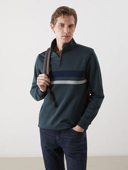 Dik Yaka Uzun Kollu ?izgili Erkek Sweatshirt