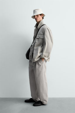 PANTAL?N RELAXED FIT PLIEGUES LIMITED EDITION / Gris perla - Zara фото 4