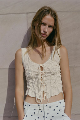 TOP FRUNCES LAZOS / Crudo - Zara фото 2