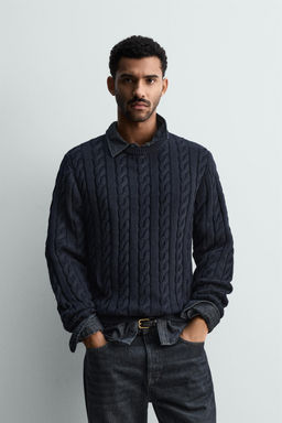 CABLE-KNIT TEXTURED JUMPER