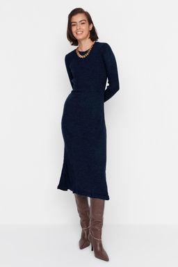 TRENDYOLMILLA Kahverengi Midi Triko Bisiklet Yaka Elbise TWOAW21EL0422 фото 40