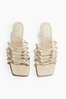 Sandalias de tacon con nudos decorativos - H&m фото 4