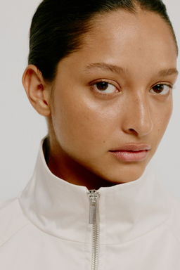 Chaqueta de sat?n con mangas globo - H&m фото 6