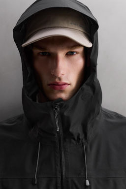 3L TECHNICAL SHELL WATERPROOF JACKET - Zara фото 17