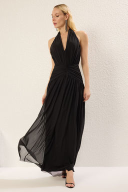 TRENDYOLMILLA Siyah A-Kesim Drape Detayl? Tul Orme Maxi Abiye & Mezuniyet Elbise TPRSS25AE00055