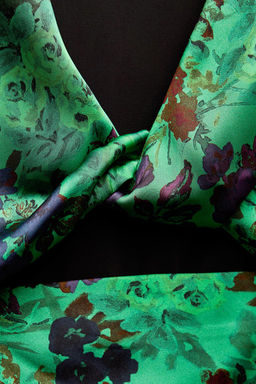 FLORAL PRINT SATIN DRESS - Zara фото 6