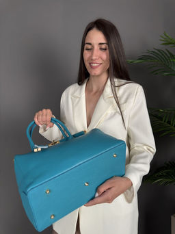 Сумка женская из телячьей кожи