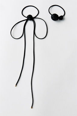 PACK OF 2 FLOWER BOW SHEEPSKIN TIES - Zara фото 11