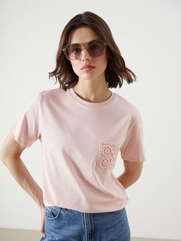 Bisiklet Yaka Dantel Cepli Kad?n Ti??rt