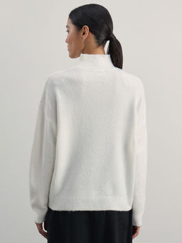 Базовый джемпер с воротником стойкой / Zarina  фото 5