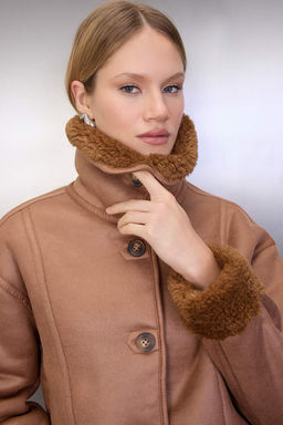 Camel Oversize Kal?p Pelus Detayl? Suet Mont TWOAW26MO00073 - Trendyolmilla фото 6