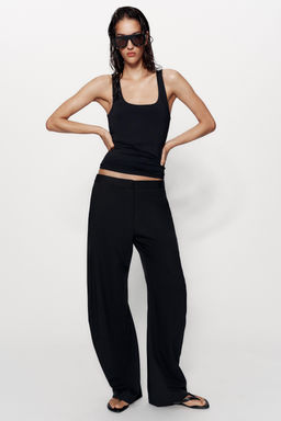 CAMISETA POLIAMIDA TIRANTE ANCHO / Negro - Zara фото 3