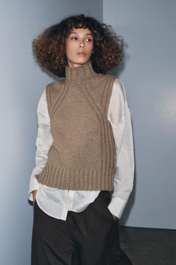 WOOL BLEND HIGH-NECK GILET - Zara фото 2