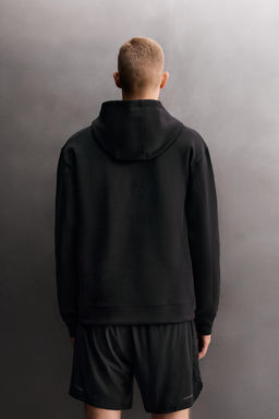 SUDADERA T?CNICA CAPUCHA / Negro - Zara фото 3