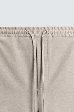 BERMUDA REGULAR FIT CONFORT / Tostado claro - Zara фото 8