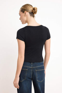 Ekru Fitted/Vucuda Oturan V Yaka K?sa Kollu Pamuk Ribana Orme T-Shirt TWOSS26TS00125 - Trendyolmilla фото 8