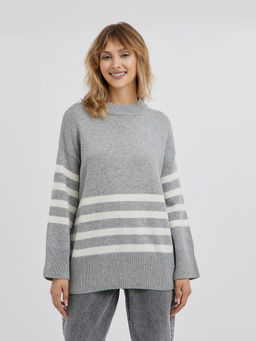 серый женский джемпер со спущенной линией плеча и с белыми полосками - Glenfield фото 4