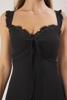 TRENDYOLMILLA Siyah A-Kesim Dantel Detayl? Sifon Dokuma Uzun S?k Abiye & Mezuniyet Elbise TPRSS25AE00169 фото 3