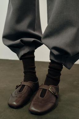 LEATHER BROGUE BALLERINAS - Zara фото 2