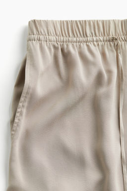 Pantalon amplio sin cierre - H&m фото 12