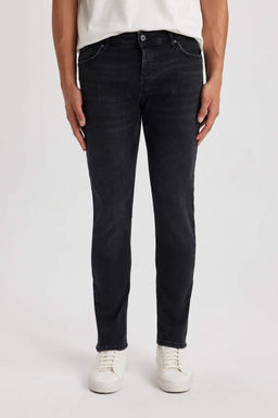 Джинсовые брюки скинни Wiser Carlo очень узкого кроя с нормальной талией и очень узкими штанинами