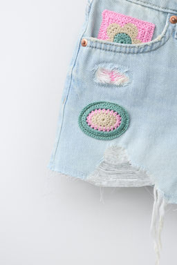 BERMUDA DENIM PARCHES CROCHET / Azul claro - Zara фото 3