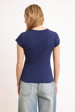 Lacivert Dugmeli Fitted/Vucuda Oturan Orme Bluz TWOSS25BZ00281