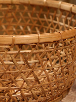 Корзина плетёная «Клоус», 32×32×13 см, бамбук, светлая