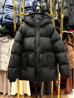 Тёплая зимняя куртка-пуховик с поясом и капюшоном