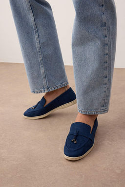 Lacivert Suet Aksesuar Detayl? Kad?n Loafer Ayakkab?
TAKAW26LA00000 - Trendyolmilla фото 2