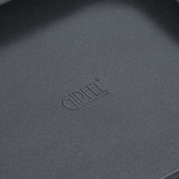 52714 GIPFEL Форма для выпечки MAXIMUS BLACK квадратная 24x24x4,5 см с двуслойным антипригарным покрытием Whitford Quantanium. Толщина: 0,9мм. Материал: углеродистая сталь. Цвет: чёрный. - Werner фото 5