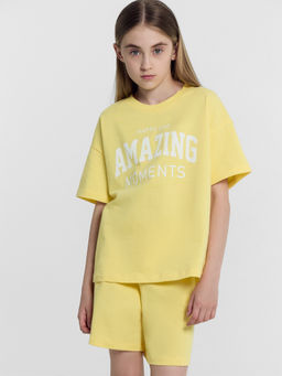Комплект для девочек (футболка, шорты) желтый с печатью - Mark formelle фото 2